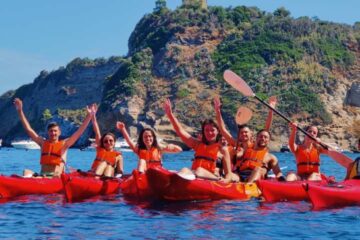 miniatura in kayak sulle tracce del postino procida escursioni